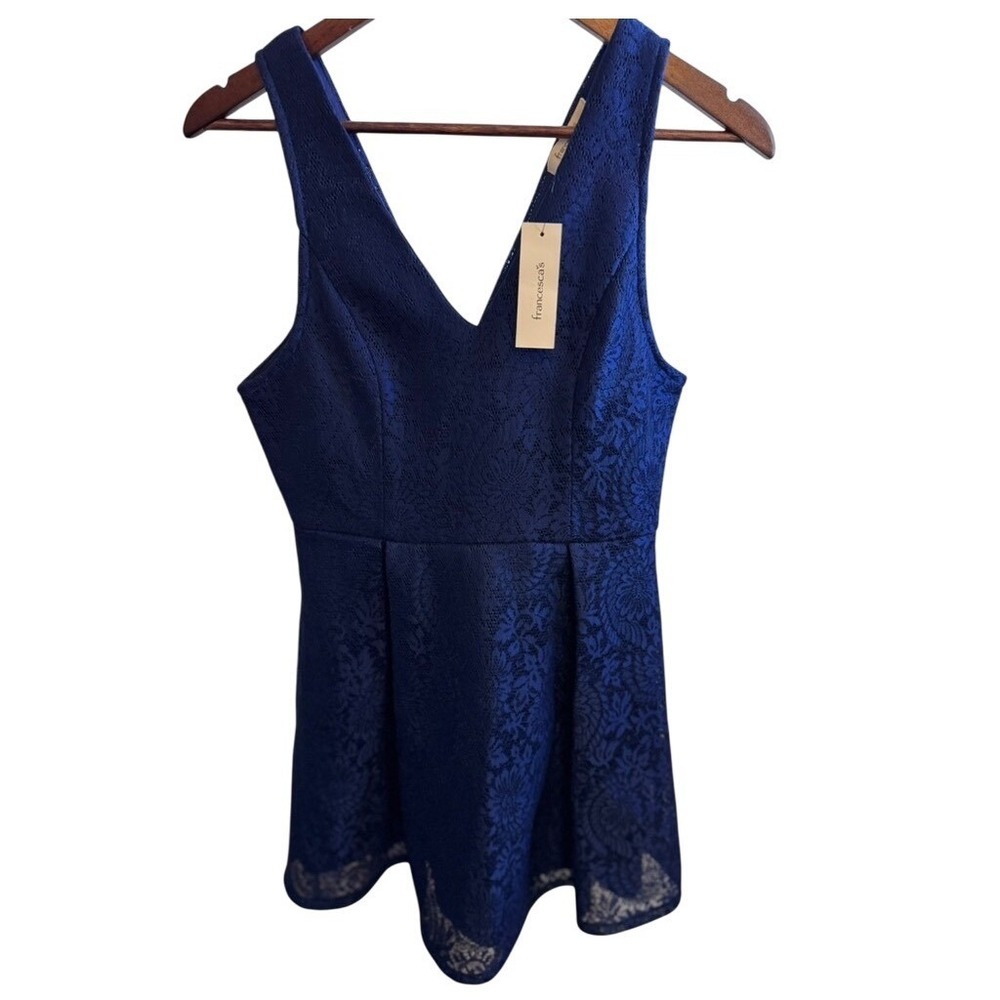 Francescas Dress Deep Navy Blue Floral Lace Sleeveless Mini Party Medium V Neck